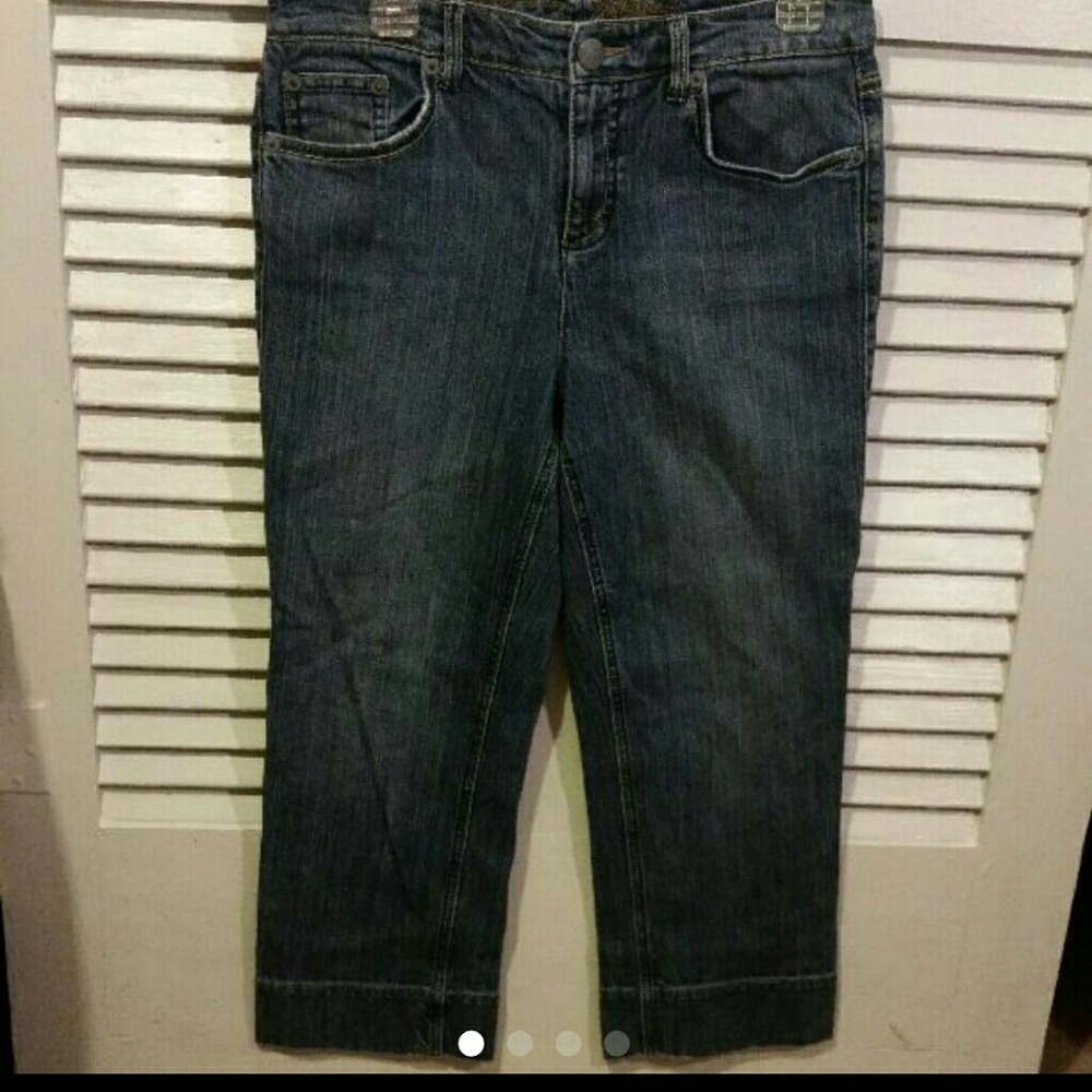 Vintage Tommy Hilfiger Capri